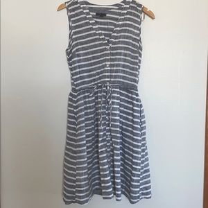 Gap- striped dress
